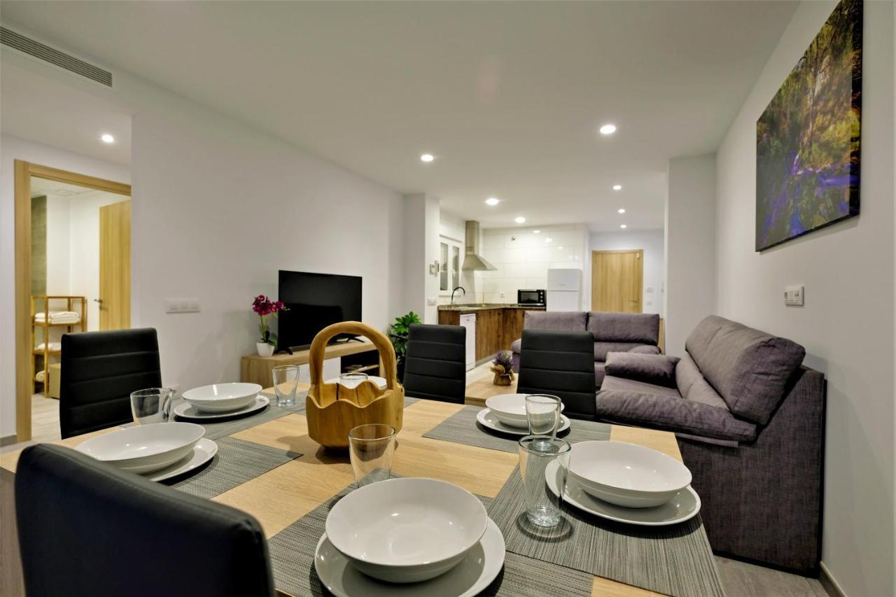 Gegant De Pedra Apartaments Adzaneta Екстериор снимка