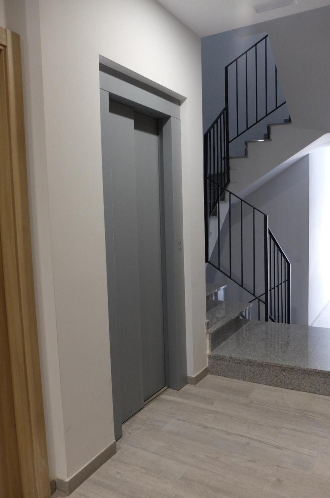 Gegant De Pedra Apartaments Adzaneta Екстериор снимка