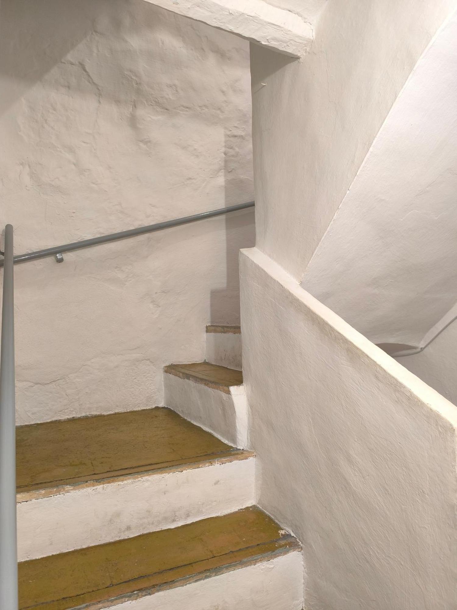 Gegant De Pedra Apartaments Adzaneta Екстериор снимка